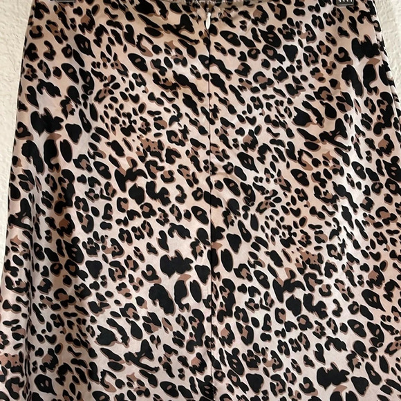 PRINCESS POLLY Yates Mini Skirt Leopard/ Cheetah Animal Print Size 2 - Picture 6 of 10